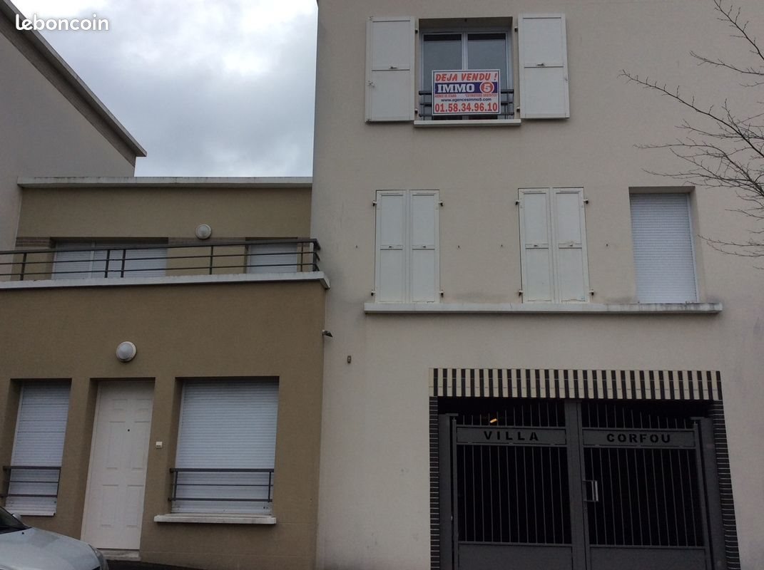 Appartement à vendre, 29m², Stains