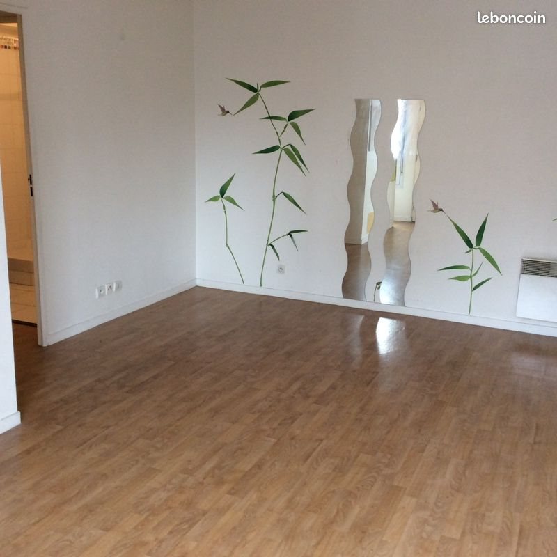 Appartement à vendre, 29m², Stains