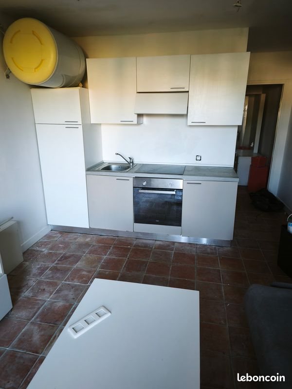 Appartement à louer, 28m², Hyères