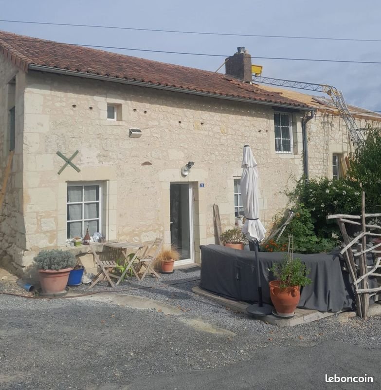 Maison à louer, 90m², Le Puy-Notre-Dame