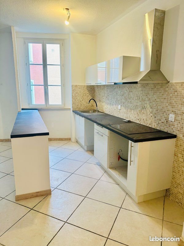 Appartement à louer, 66m², Besse-sur-Issole