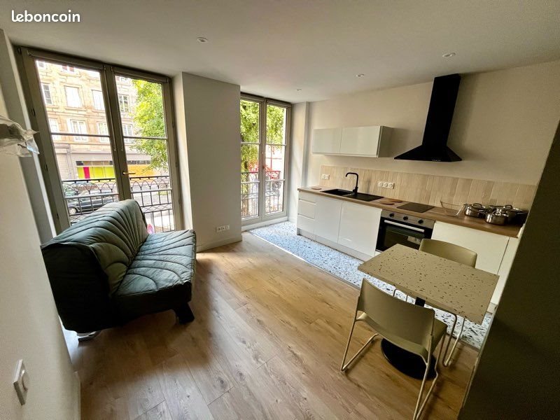 Appartement à louer, 28m², Saint-Etienne