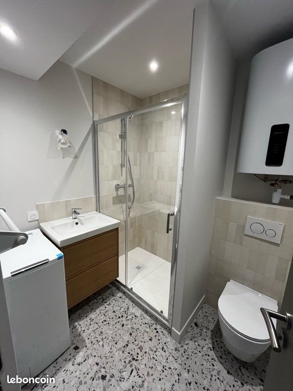 Appartement à louer, 28m², Saint-Etienne