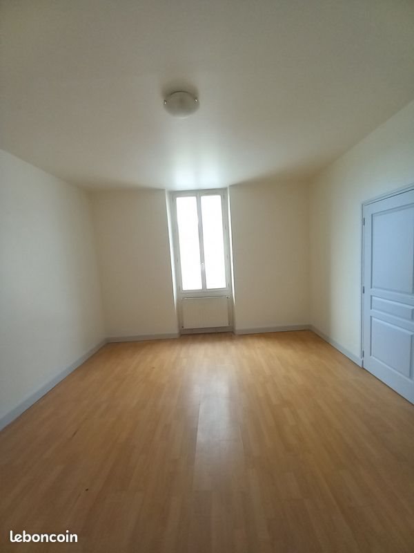 Maison à louer, 80m², Lavardac