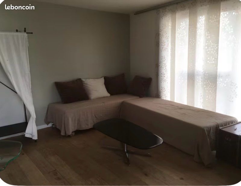 Appartement à louer, 24m², Écully