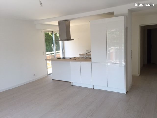 Appartement à louer, 62m², Antibes