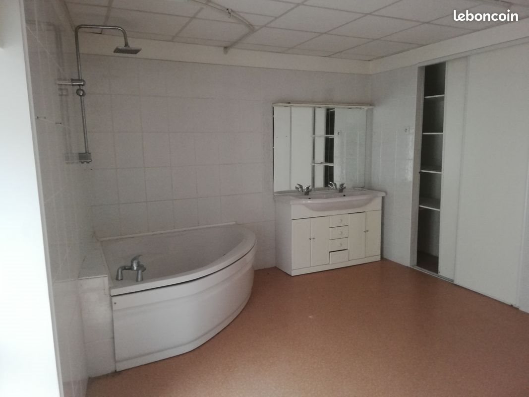 Maison à vendre, 194m², Thénezay