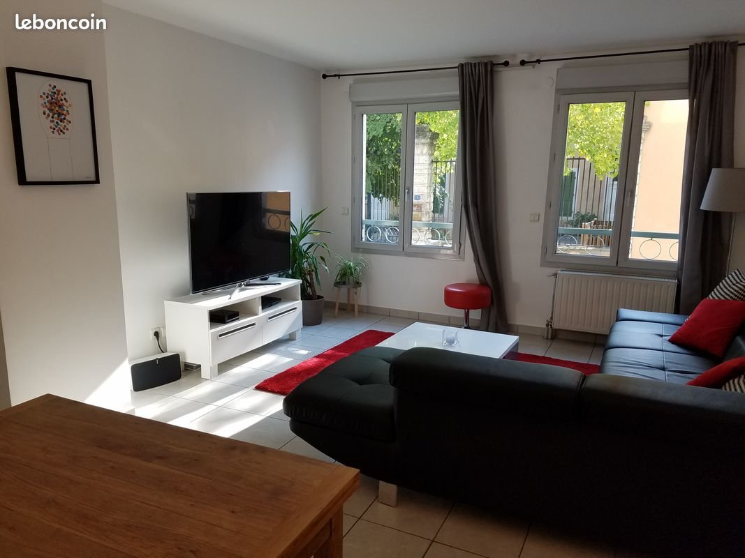 Appartement à louer, 71m², Mâcon