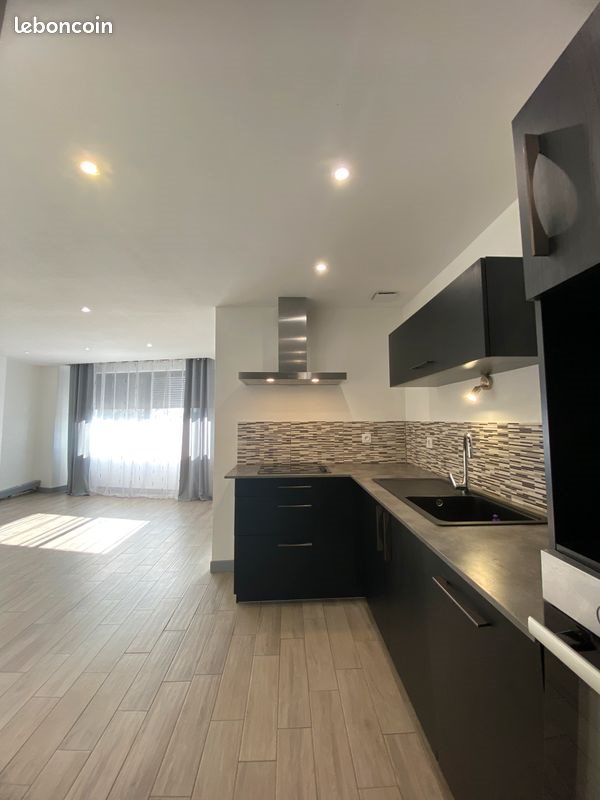 Maison à louer, 90m², Puy-l'Evêque