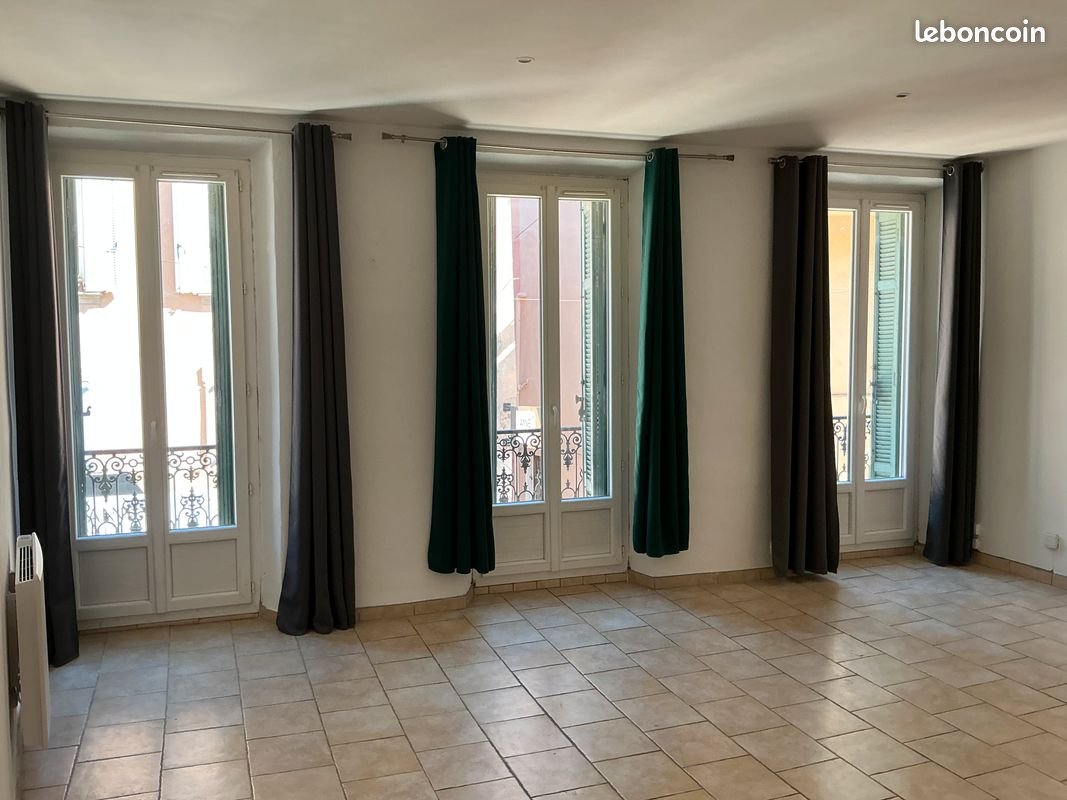 Appartement à louer, 43m², Salernes