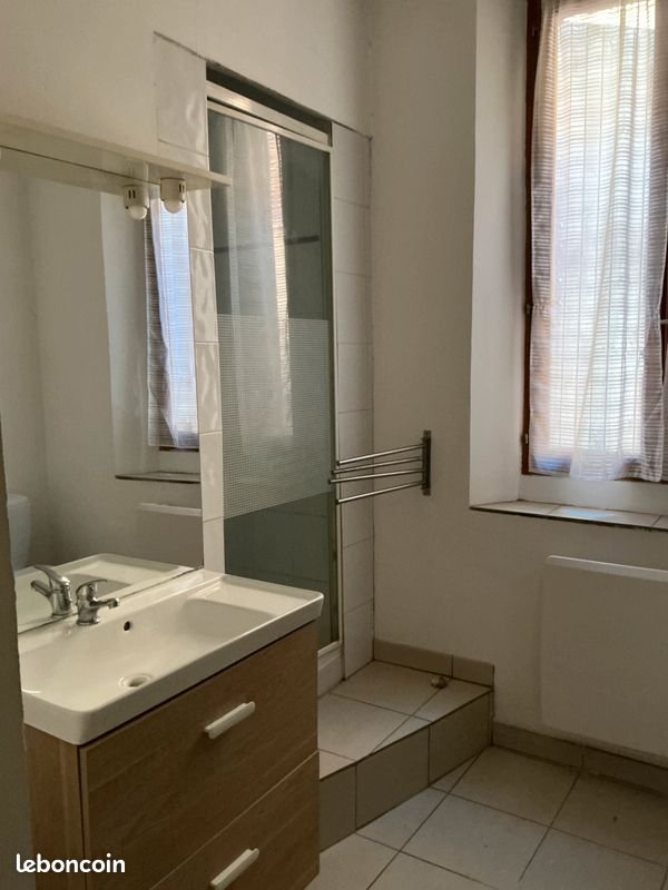Appartement à louer, 43m², Salernes