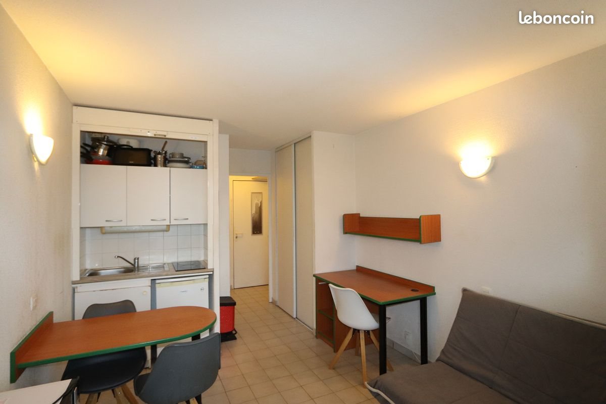 Appartement à louer, 18m², Valbonne