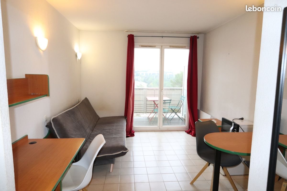 Appartement à louer, 18m², Valbonne