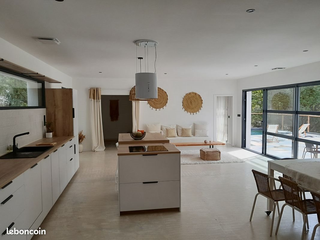 Maison à louer, 130m², Saint-Hippolyte-du-Fort