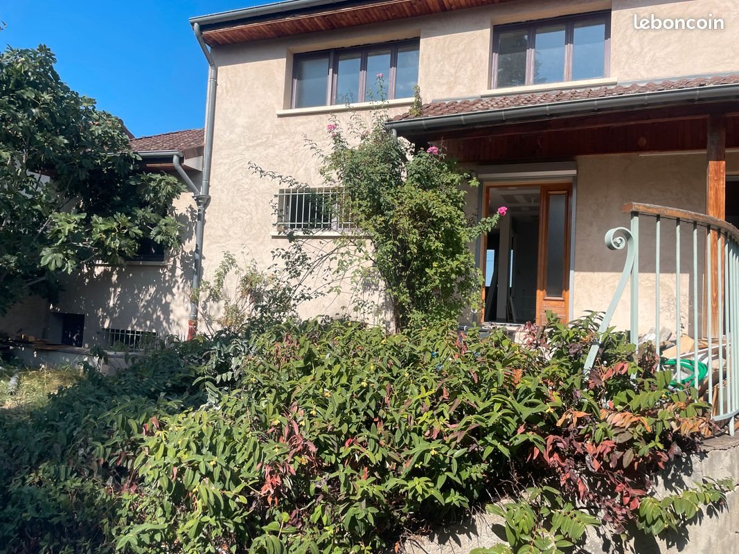 Maison à louer, 90m², Montbrison