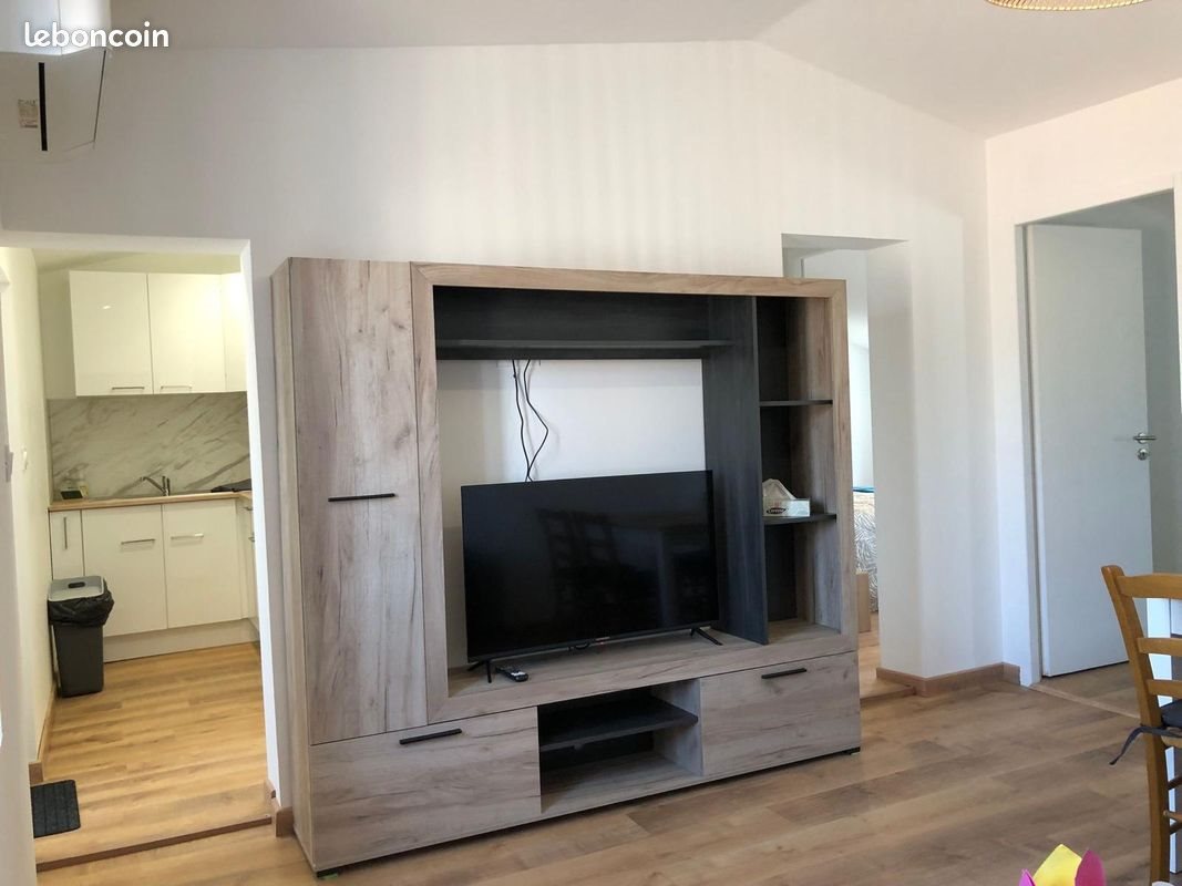 Appartement à louer, 45m², Rochefort