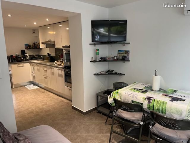 Appartement à louer, 27m², Sanary-sur-Mer