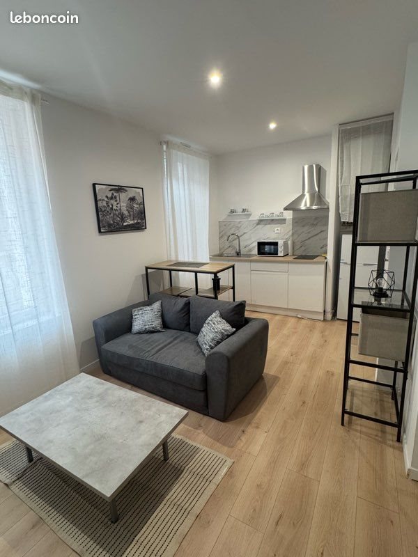 Appartement à louer, 22m², Aubagne