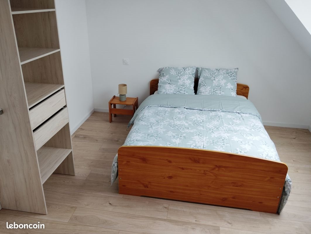 Maison à louer, 111m², Péaule