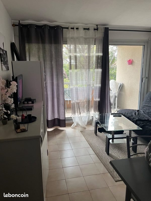 Appartement à louer, 25m², Saint-Raphaël
