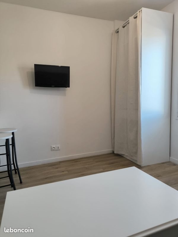 Appartement à louer, 21m², Marseille 11ème