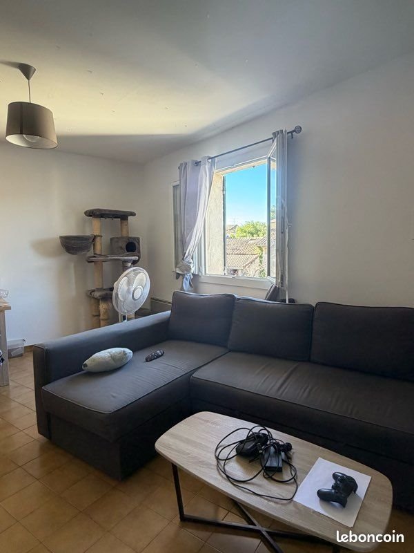 Appartement à louer, 52m², Saint-Saturnin-lès-Avignon