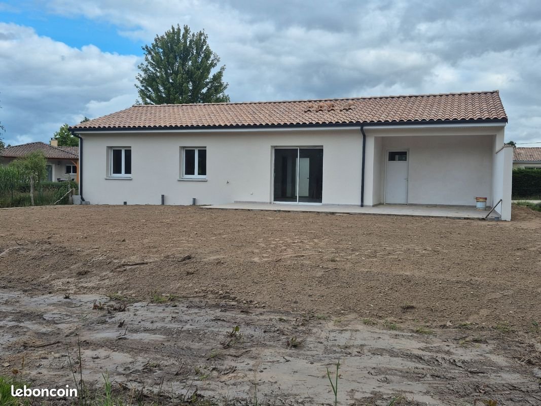 Maison à louer, 110m², Roaillan