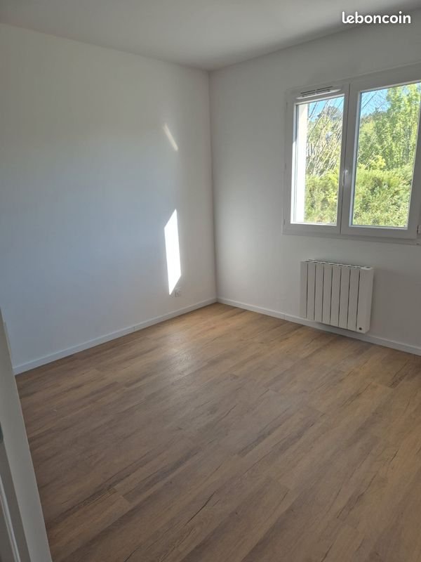 Maison à louer, 110m², Roaillan