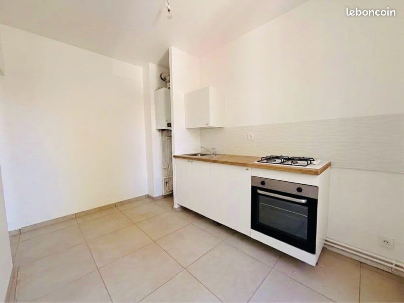 Appartement à louer, 45m², Montbrison