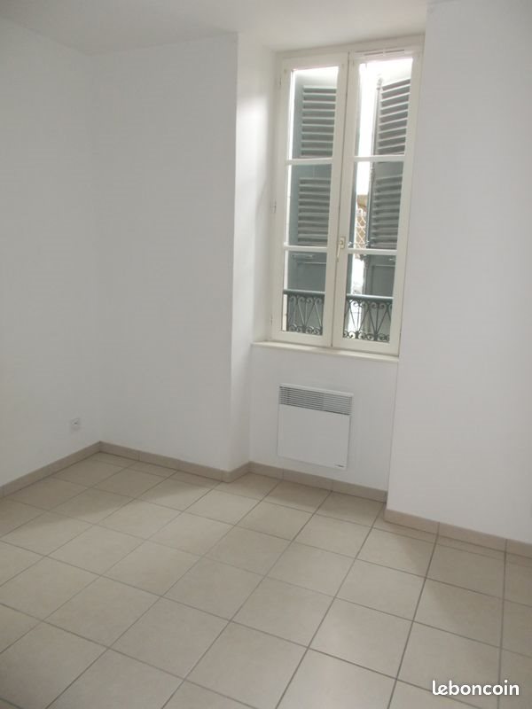 Appartement à louer, 23m², Pau