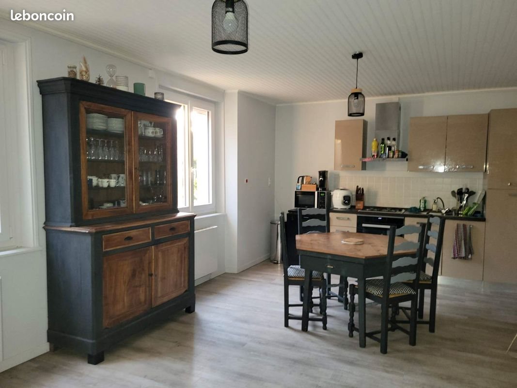 Appartement à louer, 60m², Brives-Charensac