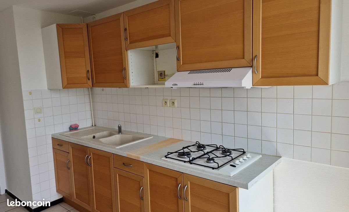 Appartement à louer, 70m², Saint-Priest