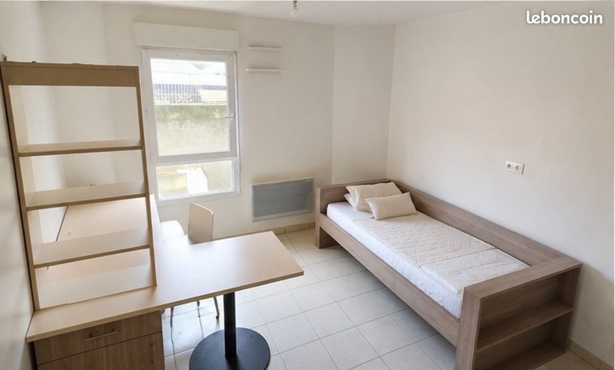 Appartement à louer, 19m², Saint-Etienne