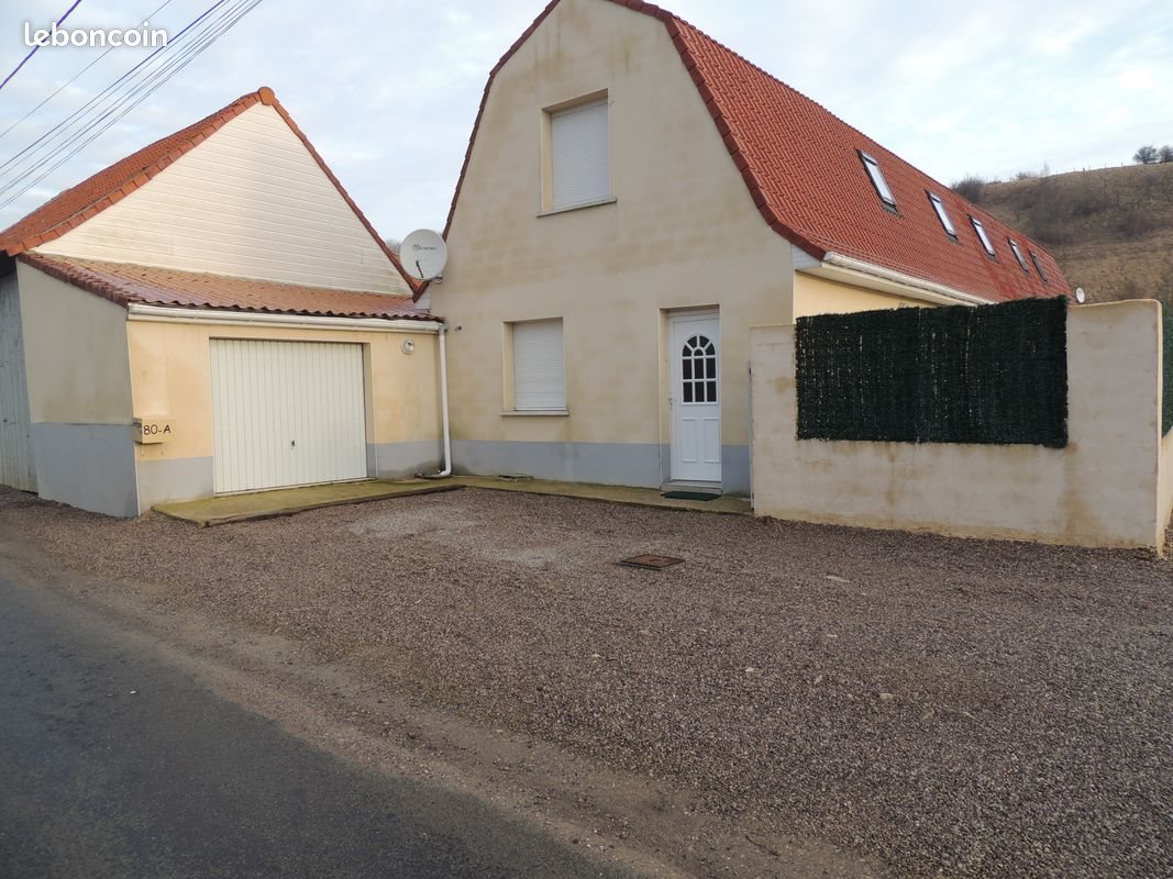 Maison à louer, 110m², Acquin-Westbécourt