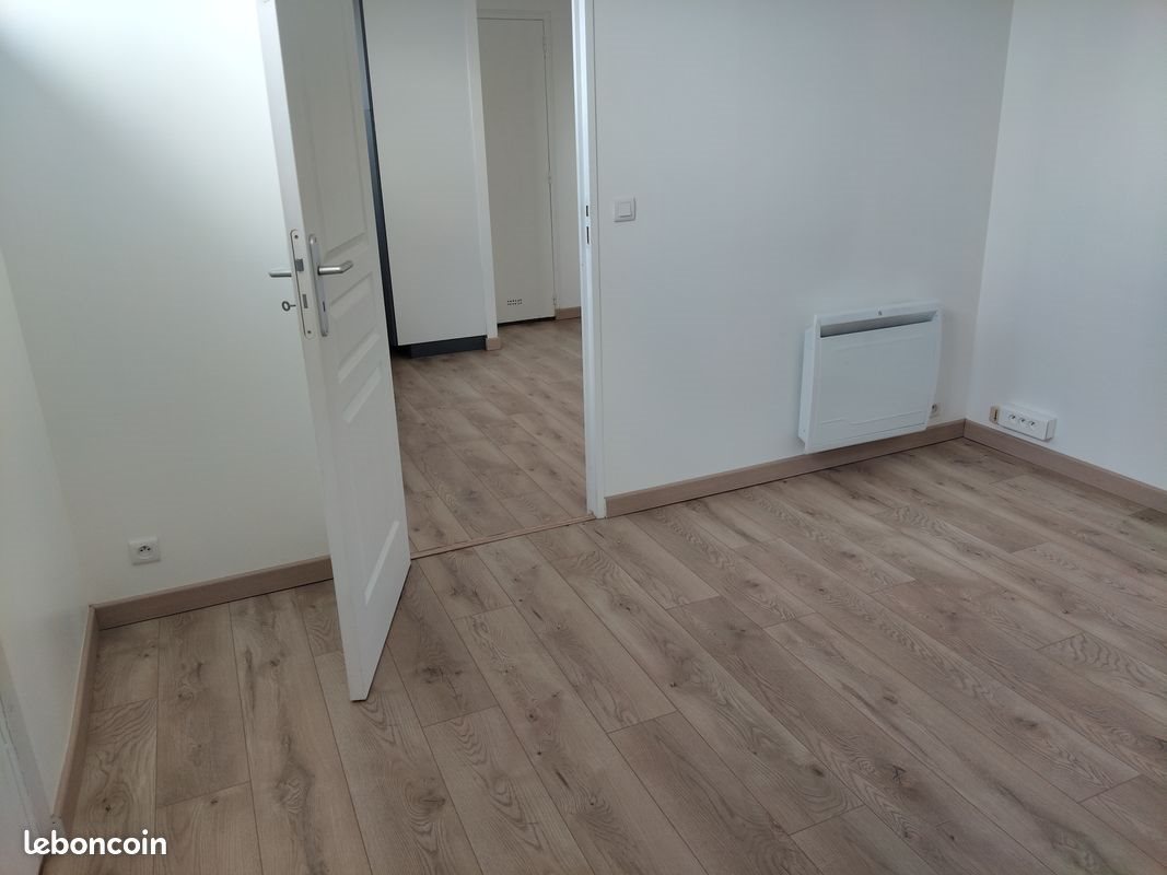 Appartement à louer, 23m², Clamart