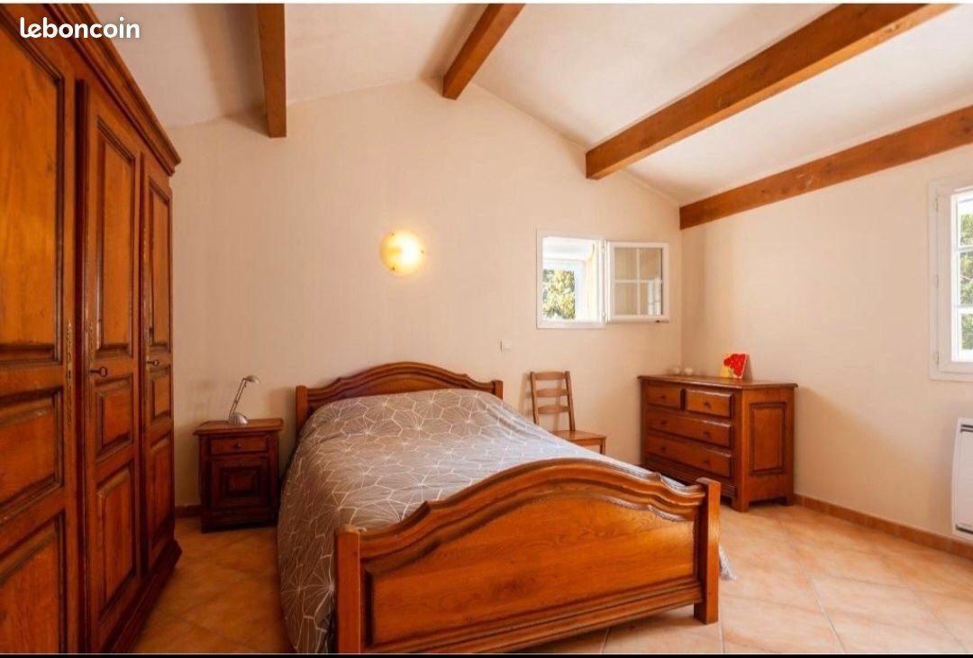 Appartement à louer, 40m², Peyrolles-en-Provence