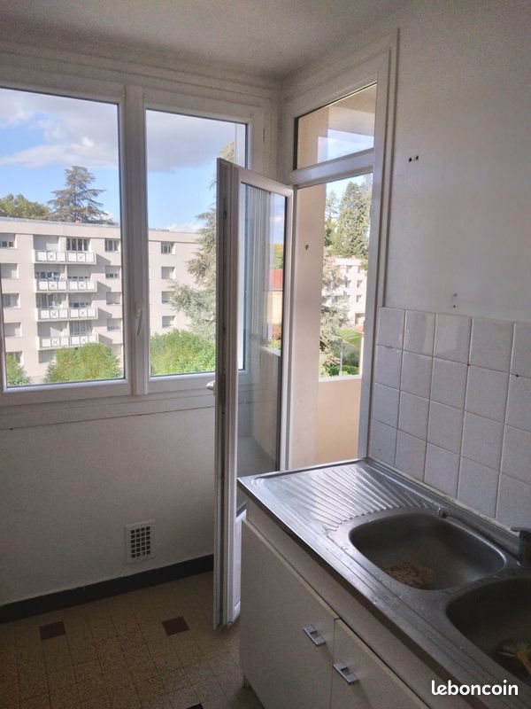 Appartement à louer, 65m², Feurs
