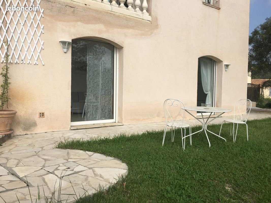 Appartement à louer, 28m², Biot