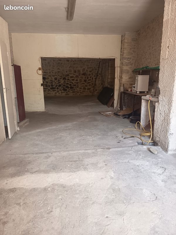 Appartement à louer, 2m², Maruéjols-lès-Gardon