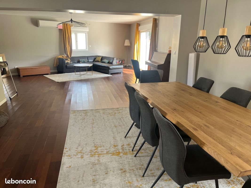 Maison à louer, 230m², Montélimar