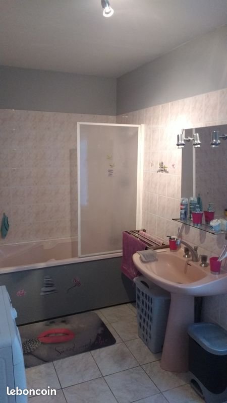 Appartement à louer, 73m², Toutainville