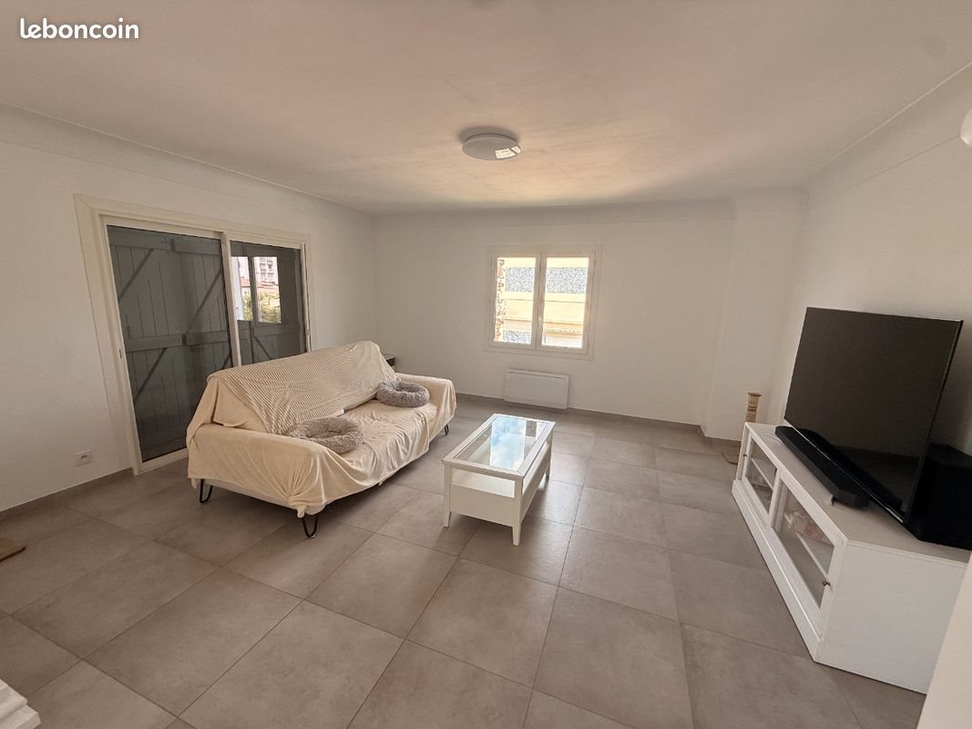 Appartement à louer, 110m², Fréjus