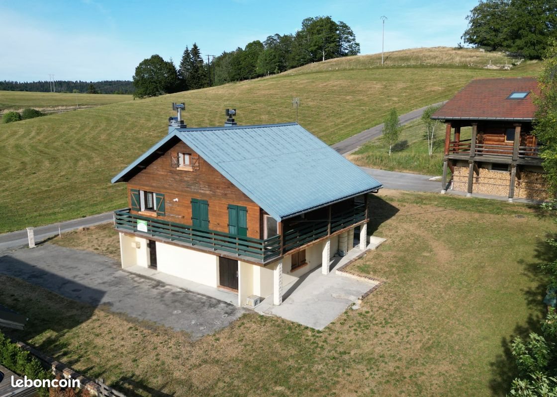 Maison à vendre, 190m², La Pesse