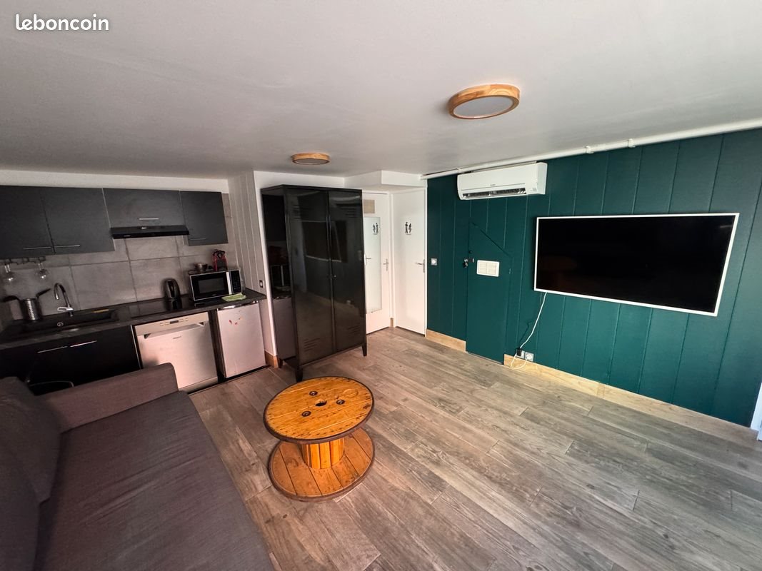 Appartement à louer, 23m², Marseille 8ème