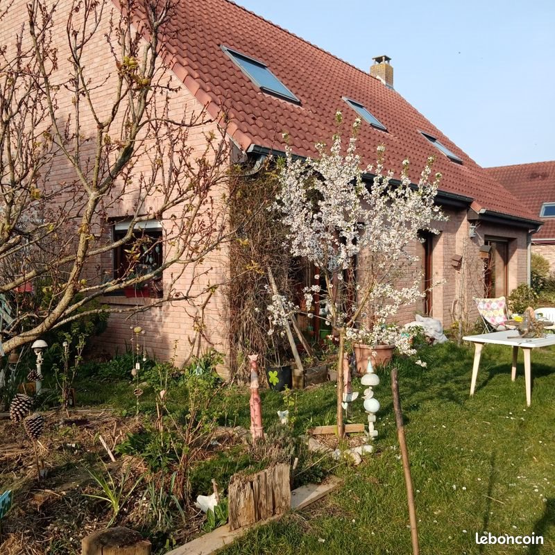 Maison à louer, 130m², Santes