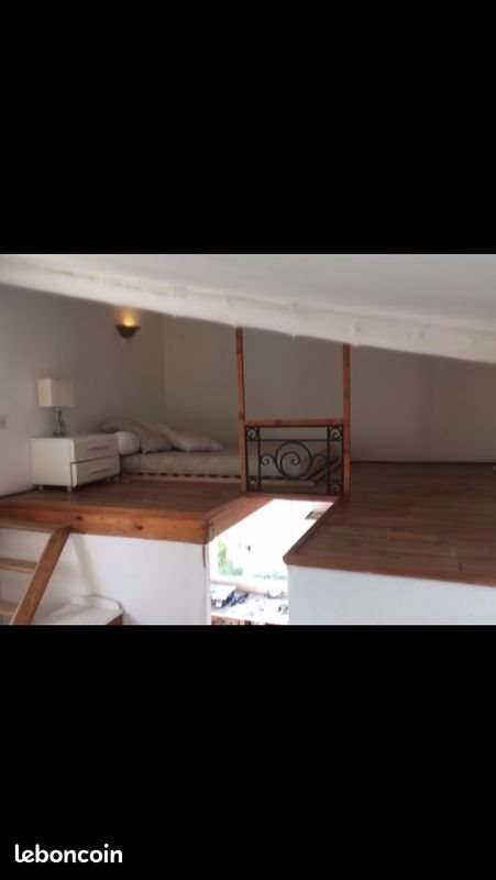 Appartement à louer, 351m², Rognes