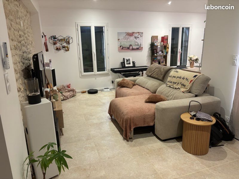 Appartement à louer, 90m², Cozes