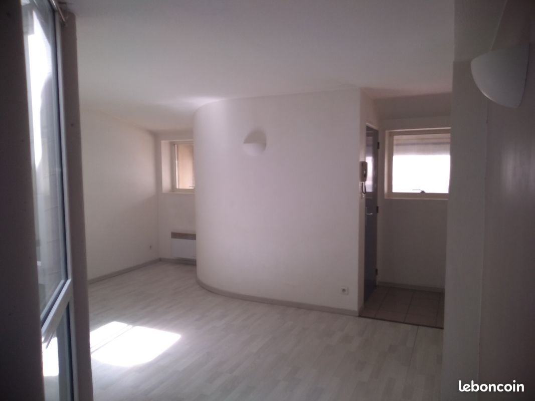 Appartement à louer, 391m², Albi