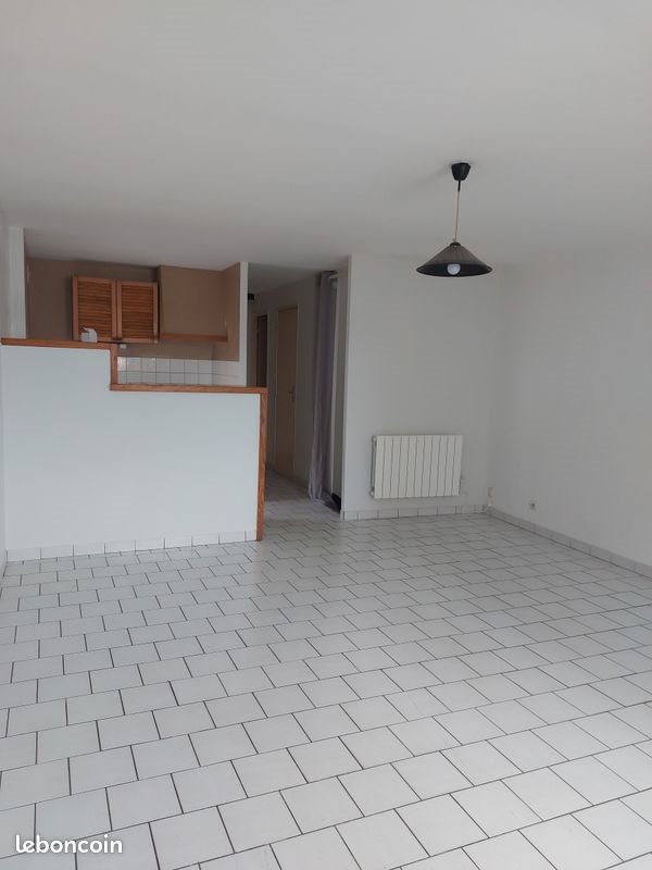 Maison à vendre, 82m², Usson-du-Poitou