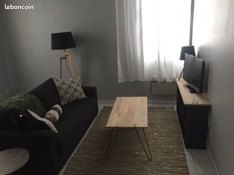 Appartement à louer, 35m², Saint-Paul-Trois-Châteaux